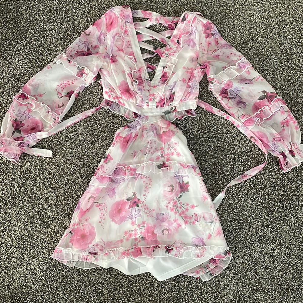 Summer dress with cut outs